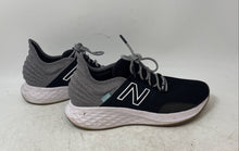 Load image into Gallery viewer, New Balance Womens Fresh Foam Roav WROAVTK Multicolor Running Shoes Size 9.5B
