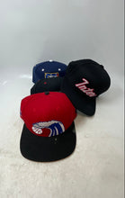Load image into Gallery viewer, Lot Of 4 Pcs Assorted Mens Multicolor Mixed Adjustable Snapback Hats
