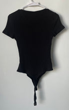 Load image into Gallery viewer, H&amp;M Womens Black Short Sleeve Scoop Neck Snap Bodysuit Blouse Top Size Medium
