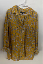 Load image into Gallery viewer, Banana Republic Womens Mustard Floral Classic Fit Button-Up Shirt Size XL
