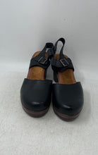 Load image into Gallery viewer, B.O.C. Womens Natasha Black Leather Buckle Block Heel Slingback Sandal Size 9M
