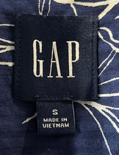 Load image into Gallery viewer, GAP Mens Blue White Cotton Short Sleeve Collared Button-Up Shirt Size Small
