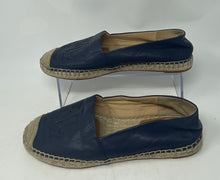 Load image into Gallery viewer, Authentic Lauren Ralph Lauren Womens Cameryn Lg 2 Blue Espadrilles Flats Size 7
