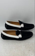 Load image into Gallery viewer, Giovanni Mens Black And White Slip-On Round Moc Toe Low Top Loafer Shoes Size 9
