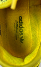 Load image into Gallery viewer, Adidas Mens NMD_R1 V2 FZ6231 Yellow Lace-Up Low Top Running Shoes Size 11

