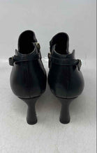 Load image into Gallery viewer, Vince Camuto Womens Black Leather Side Zip Pointed Toe Ankle Booties Size 8 M
