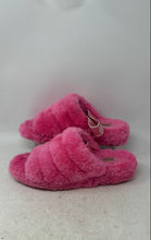 Load image into Gallery viewer, Ugg Womens Fluff Yeah 1095119 Pink Sheepskin Slingback Slide Slippers Size 9
