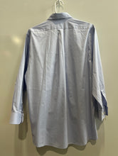Load image into Gallery viewer, Van Heusen Mens Light Blue Regular Fit Wrinkle Free Dress Shirt Size 15.5 32/33
