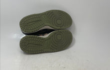 Load image into Gallery viewer, Nike Boys Dunk Low SE DB1909-001 Multicolor Leather Sneakers Shoes Size 4.5Y
