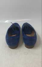 Load image into Gallery viewer, J.Crew Womens Blue Suede Cap Toe Stacked Heel Lace-Up Oxford Shoes Size 8.5
