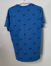 Load image into Gallery viewer, Jordan Mens Blue Cotton Crew Neck Short Sleeve Standard Fit Pullover T-Shirt S
