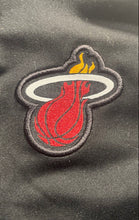 Load image into Gallery viewer, Nike Mens Black NBA Miami Heat Long Sleeve 1/4 Zip Pullover Sweater Size XXL
