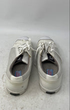 Load image into Gallery viewer, FootJoy Mens 98927 White Gray Quilted Summer Series Lace-Up Golf Shoes Size 9M
