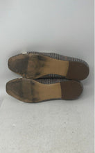 Load image into Gallery viewer, Ann Taylor Womens Multicolor Houndstooth Print Slip-On Ballet Flats Size 9M
