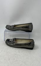 Load image into Gallery viewer, Michael Kors Womens Hamilton Silver Leather Slip-On Loafer Shoes Size 6M
