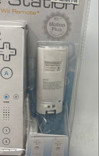 Load image into Gallery viewer, CTA Digital Dual Charge Station Controller For Nintendo Wii Factory Sealed
