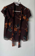 Load image into Gallery viewer, Calvin Klein Womens Brown Floral Short Sleeve Tie Neck Blouse Top Size M
