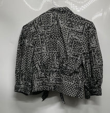 Load image into Gallery viewer, Zara Womens Black White Paisley Print Cotton Tie Front Cropped Blouse Top Size M
