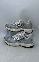 Load image into Gallery viewer, Nike Womens Air Pegasus 2K5 HJ310-025 Silver Lace-Up Running Shoes Size 7
