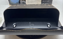 Load image into Gallery viewer, Solar Group Olde Towne Collection Country Ivy Cast Aluminum Mailbox In Box
