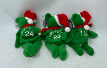 Load image into Gallery viewer, Set Of 5 Pcs Salvino's Bamm Beano's Christmas Bears 1998 Plush Toy Figure
