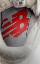 Load image into Gallery viewer, New Balance Boys 4040 V6 TY4040W6 White Lace-Up Baseball Shoes Size 12.5M
