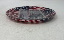 Load image into Gallery viewer, Americana Flags 2001 Firefighter Heroes Stamp First Class Plus Decorative Plate
