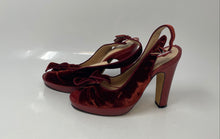 Load image into Gallery viewer, Luca Luca Womens Orange Buckle Peep Toe Bow Slingback Sandals Size 6
