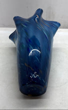 Load image into Gallery viewer, Blue Abstract Print Engraved Glass Home Decorative Scalloped Edge Flower Vase
