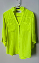 Load image into Gallery viewer, Express Womens Yellow Long Sleeve Collared Button-Up Shirt No Size
