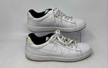 Load image into Gallery viewer, Nike Womens Classic Ultra White Leather Low Top Lace-Up Tennis Shoes Size 7
