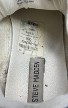 Load image into Gallery viewer, Steve Madden Womens Graysen White Black Leather Low Top Sneakers Shoes Size 7.5M
