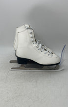 Load image into Gallery viewer, American Athletic Shoe Womens White Leather Lace-Up Ice Figure Skates Size 3
