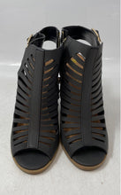 Load image into Gallery viewer, Dolcetta Womens Jodi Black Leather Block Heel Side Zip Strappy Sandals Size 7 M
