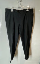 Load image into Gallery viewer, Hugo Boss Mens Black Flat Front Straight Leg Dress Pants Size 40R
