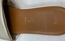 Load image into Gallery viewer, Italian Shoemakers Womens Lawson Gold Leather Slip-On Slide Sandals Size 9.5M
