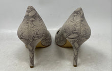 Load image into Gallery viewer, BCBG Womens White Gray Snakeskin Print Pointed Toe Stiletto Pump Heels Size 7.5B
