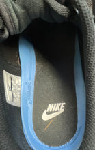 Load image into Gallery viewer, Nike Mens SB Charge Canvas CD6279-002 Black White Lace-Up Sneaker Shoes Size 10
