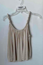 Load image into Gallery viewer, Express Womens Beige Sleeveless Scoop Neck Regular Fit Pullover Tank Top Size S
