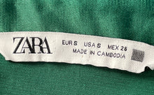 Load image into Gallery viewer, Zara Womens Green Long Sleeve Collared Button-Up Shirt Size Small
