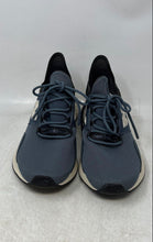 Load image into Gallery viewer, New Balance Womens Fresh Foam Roav WROAV6UB Blue And White Tennis Shoes Size 10
