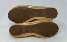 Load image into Gallery viewer, Lucky Brand Womens Beige Patent Leather Round Toe Slip-On Ballet Flats Size 8.5M
