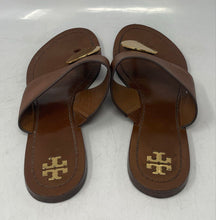 Load image into Gallery viewer, Authentic Tory Burch Womens Patos Disk 73193 Brown Thong Sandals Size 9.5 M Worn
