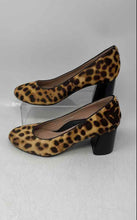 Load image into Gallery viewer, Taryn Rose Womens Ricki Brown Black Animal Print Slip-On Pump Heels Size 7B
