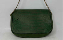 Load image into Gallery viewer, Sfera Femme Collection Womens Green Crocodile Embossed Chain Strap Crossbody Bag
