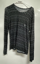 Load image into Gallery viewer, Aéropostale Womens Black Long Sleeve Round Neck Pullover Blouse Top Size XL
