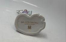 Load image into Gallery viewer, Lenox Gala At The White House Fine Porcelain Sculpture Collectible Figurine
