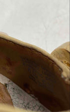 Load image into Gallery viewer, Authentic Tory Burch Womens Cream Beige Slip-On Wedge Pump Heels Sz 6.5M Damaged
