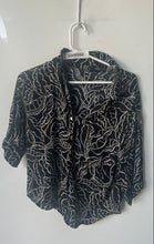 Load image into Gallery viewer, Mango Womens Black &amp; White Printed Short Sleeve Button-Up Shirt Size 2
