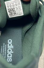 Load image into Gallery viewer, Adidas Mens Ozelia GY2503 Green Low Top Lace-Up Sneaker Shoes Size 10
